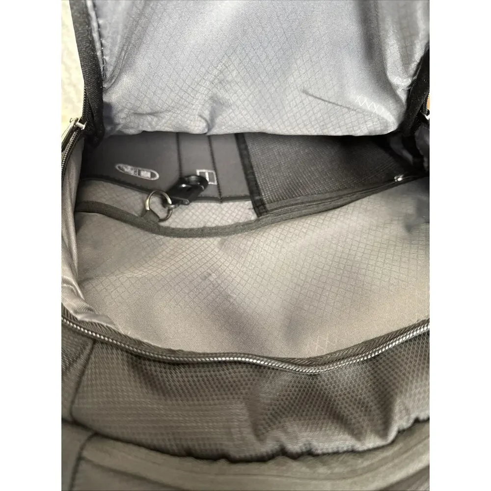 Heys Tech Pac 04 Computer Backpack Black F
